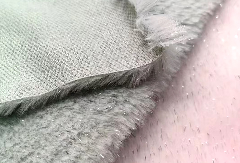 550mg*160cm 银丝兔毛布料 550mg*160cm 银丝兔毛布料