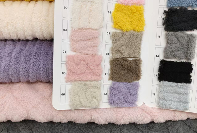 280gsm 185cm 双面立体提花舒棉绒面料 280gsm 185cm 双面立体提花舒棉绒面料