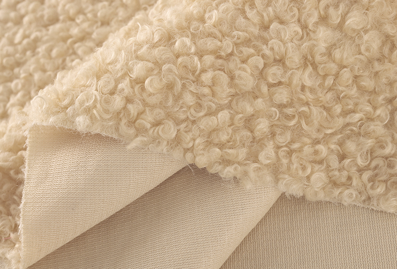 460gsm*160cm 卡拉卷,卷毛颗粒布料 460gsm*160cm 卡拉卷,卷毛颗粒布料