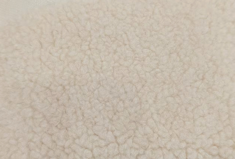 700mg*160cm 费尔岛羊绒卷毛颗粒布料 700mg*160cm 费尔岛羊绒卷毛颗粒布料