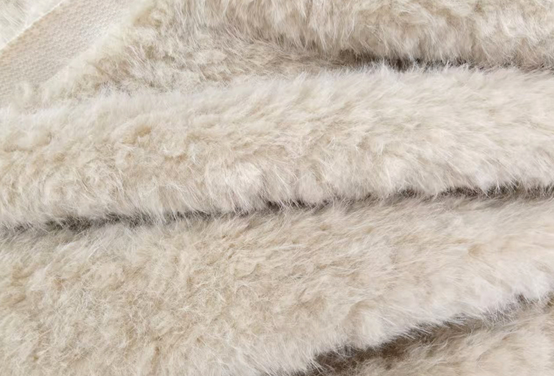 800g 165cm 云朵绒布料适用于帽子 800g 165cm 云朵绒布料适用于帽子