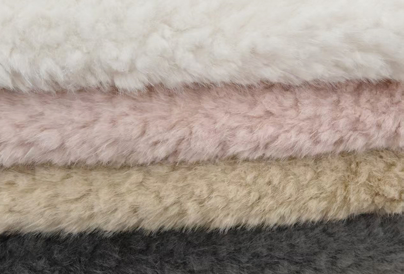 800g 165cm 云朵绒布料适用于帽子 800g 165cm 云朵绒布料适用于帽子