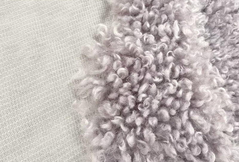 800mg/m² 165cm 卡拉羊绒布料适用于玩偶/座垫 800mg/m² 165cm 卡拉羊绒布料适用于玩偶/座垫