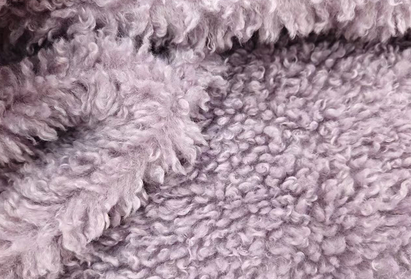 800mg/m² 165cm 卡拉羊绒布料适用于玩偶/座垫 800mg/m² 165cm 卡拉羊绒布料适用于玩偶/座垫