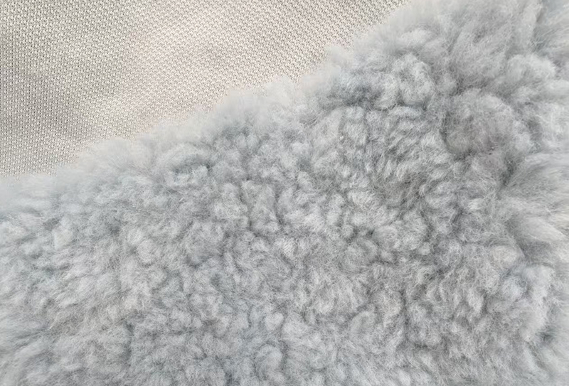 900mg*160cm 小云朵绒大颗粒毛绒布料适用于服装 900mg*160cm 小云朵绒大颗粒毛绒布料适用于服装