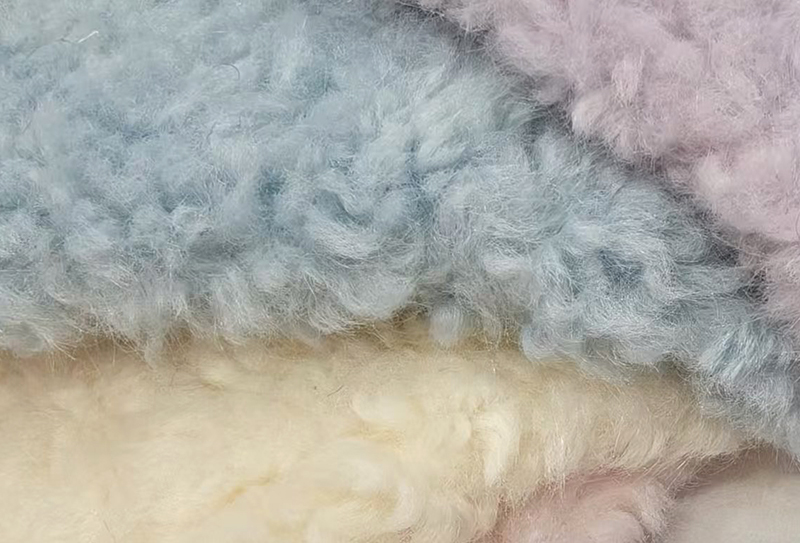 750mg*160cm 栀子朵大颗粒毛绒布料 750mg*160cm 栀子朵大颗粒毛绒布料