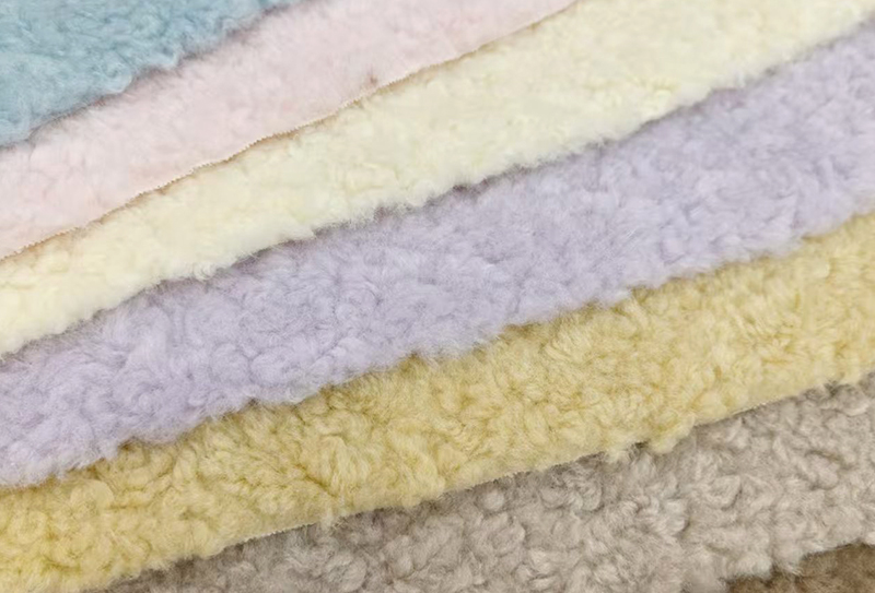 750mg*160cm 栀子朵大颗粒毛绒布料