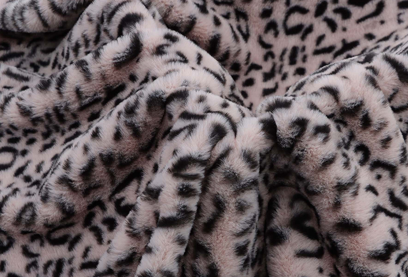 500mg*160cm 豹圈兔毛印花毛绒面料 500mg*160cm 豹圈兔毛印花毛绒面料