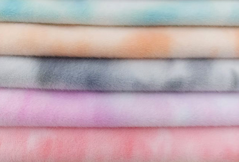 550mg 160cm 欧貂扎染毛绒面料适用于抱枕