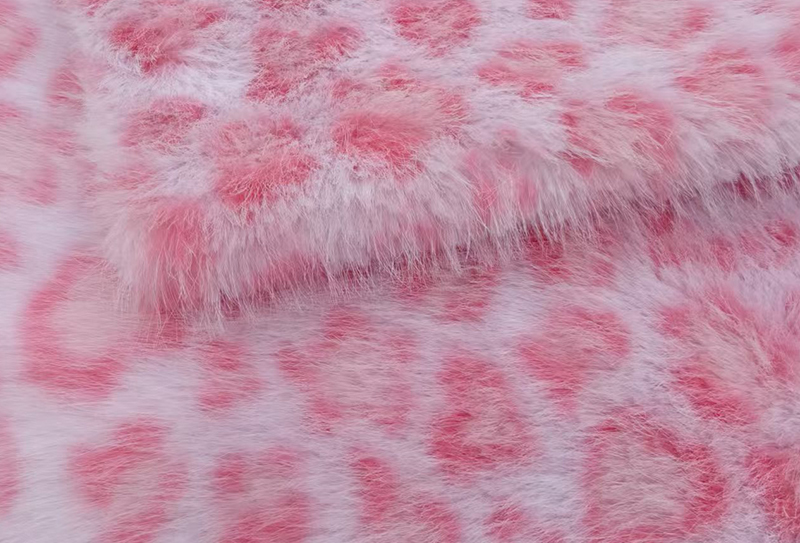 700mg*170cm 小金貂印花豹纹毛绒面料适用于包包/衣服 700mg*170cm 小金貂印花豹纹毛绒面料适用于包包/衣服