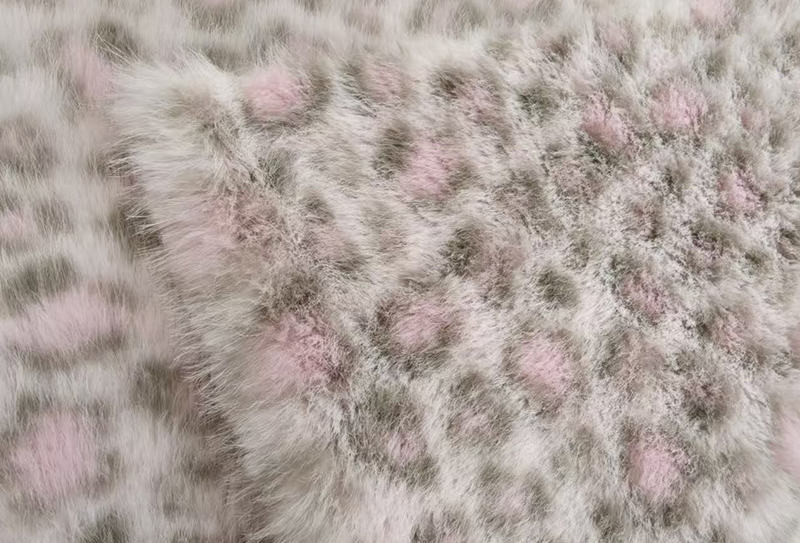 700mg*170cm 小金貂印花豹纹毛绒面料适用于包包/衣服 700mg*170cm 小金貂印花豹纹毛绒面料适用于包包/衣服